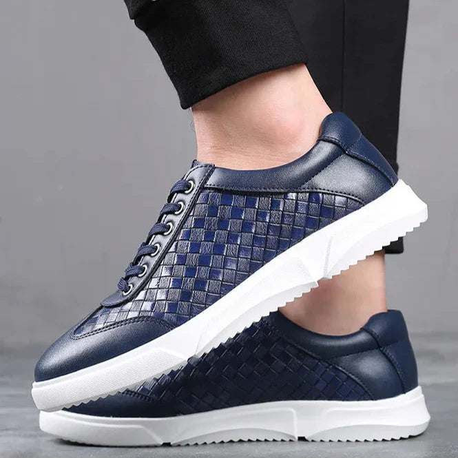 Aztan Sneakers